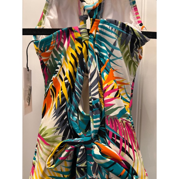 NWT Shade & Shore Women’s Plunge Ring Floral One Piece Bathing Suit Size M Multi - Picture 5 of 7